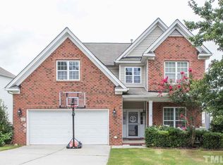 6117 Amber Bluffs Cres, Raleigh, NC 27616
