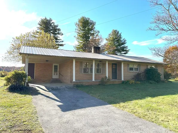 1951 Edmonds Rd, Galax, VA 24333