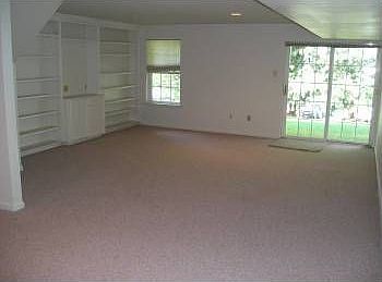 5th image of 108 Whistling Swan Ln