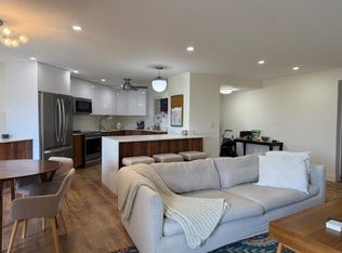 5651 Camino Del Sol APT 300, Boca Raton, FL 33433