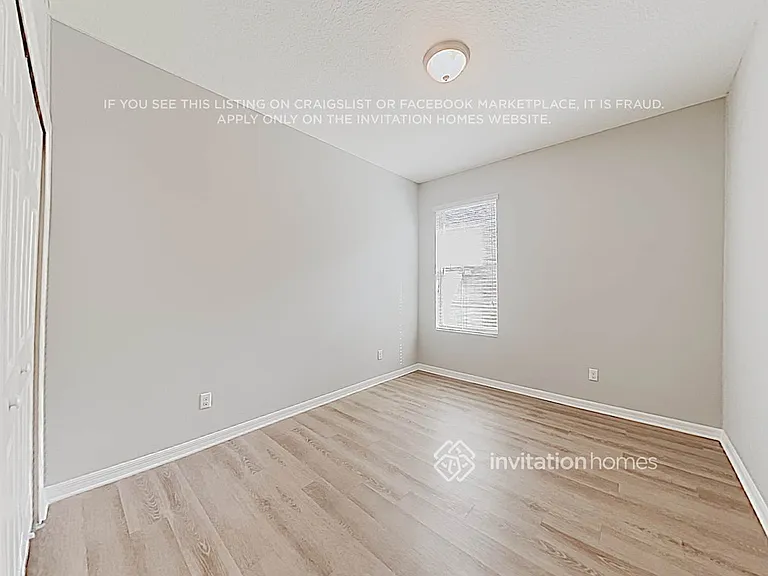 1504 Pine Marsh Loop — Photo 10