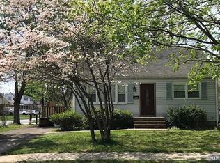 63 Van Dam Ave, Bloomingdale, NJ 07403