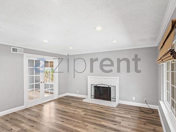 5th image of 1427 Flickinger Ave