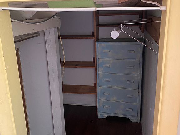 4th image of 6008 Arosa St #1