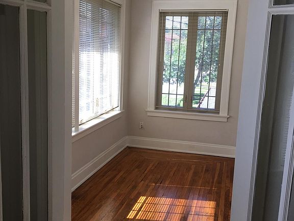 4th image of 2202 Saint James Ave #5