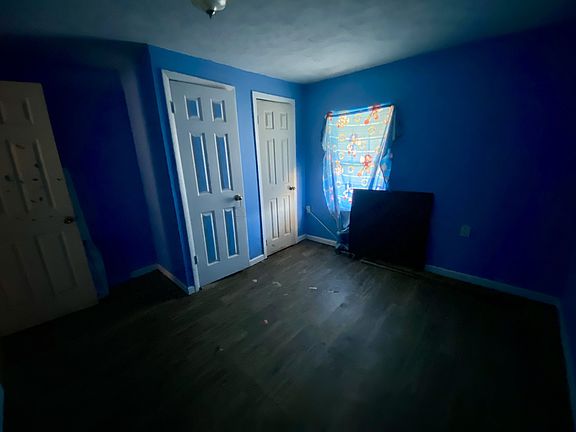 5th image of 970 Donahue Rd