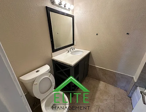 3614 Cypress St Photo 1