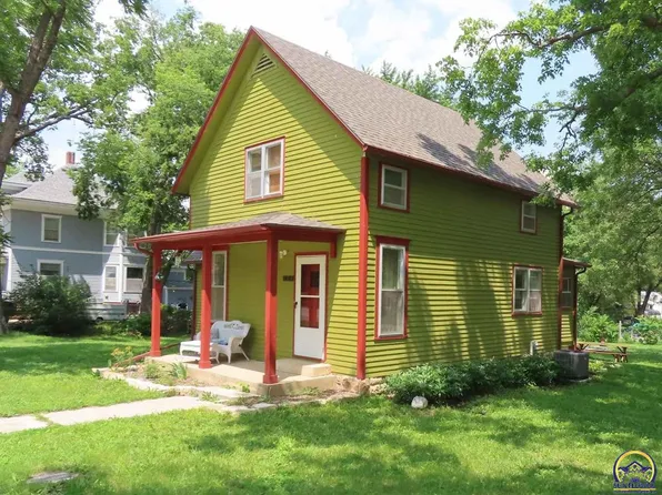 120 Oak St, Cottonwood Falls, KS 66845