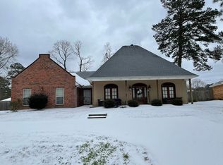 508 Jefferson Davis Dr, Pineville, LA 71360