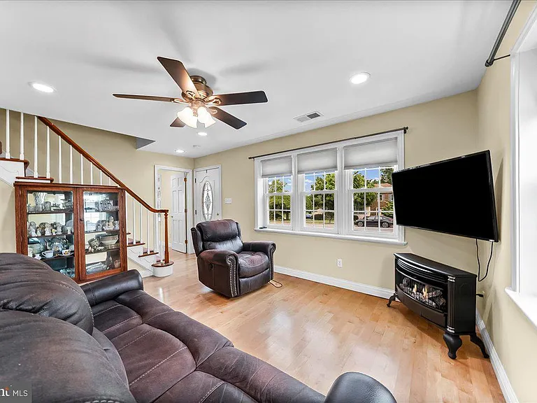 4110 Naamans Creek Rd — Photo 13