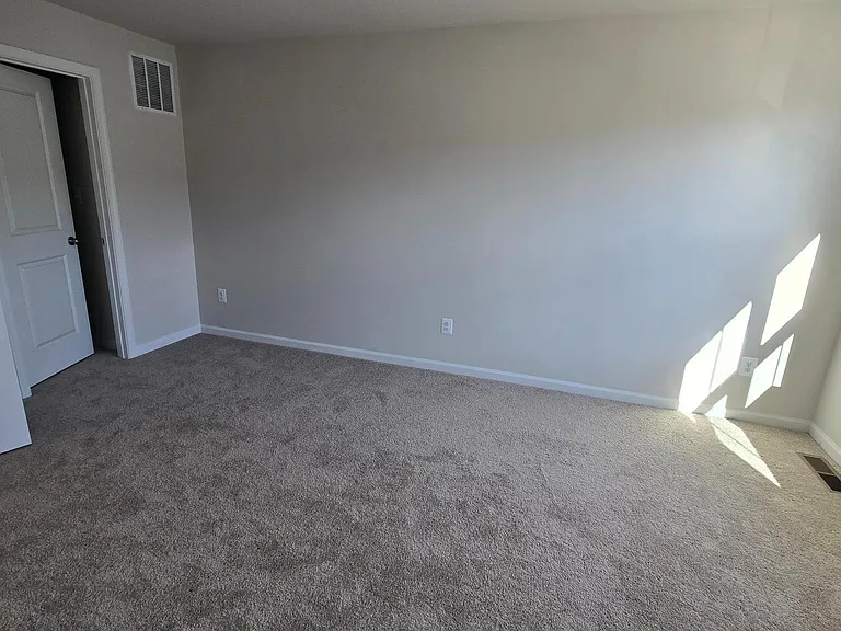 1344 Red Clover Ln — Photo 23