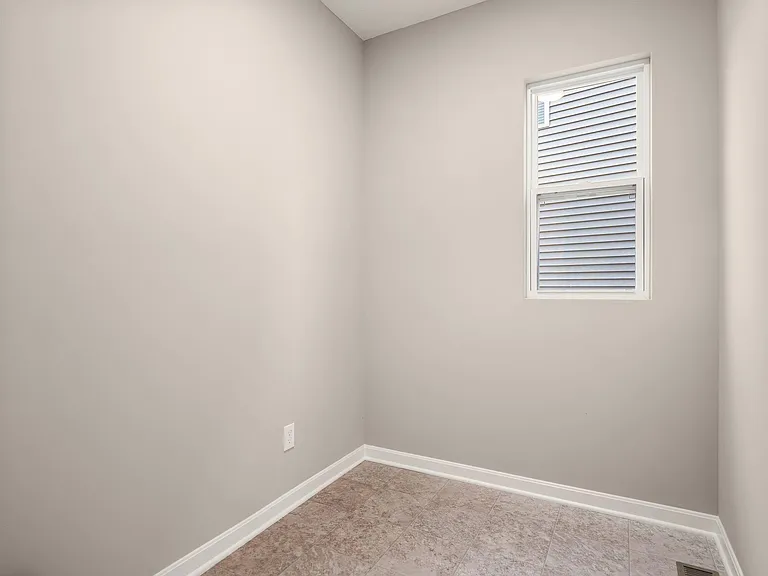 6823 Dulles Dr — Photo 24
