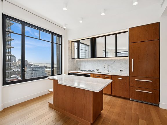 3rd image of 110 Charlton St APT 18H