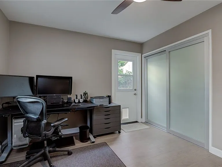 2521 Voorhees Ave #1 — Photo 5