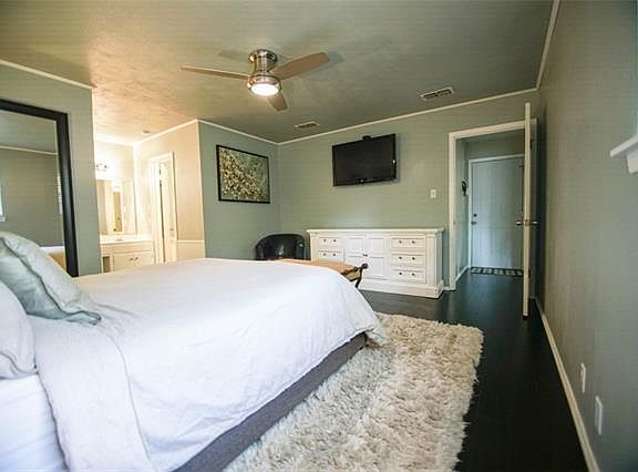 4th image of 1004 Timberwood Dr