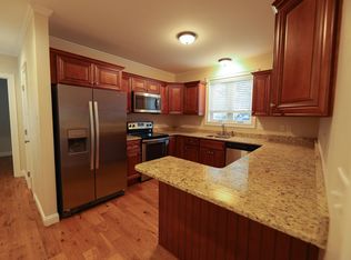 14 Pleasant St, Salem, NH 03079