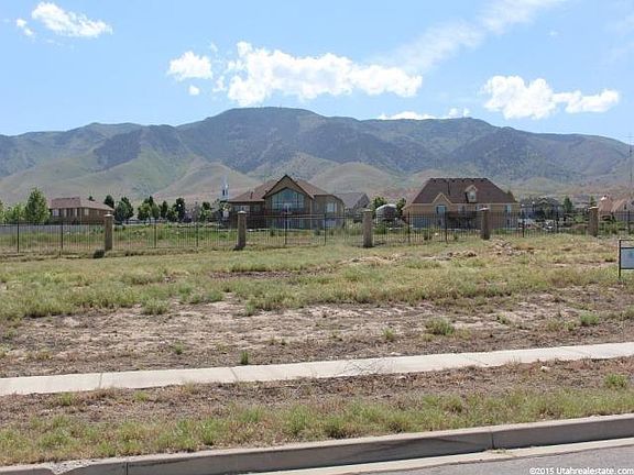 4th image of 3917 S Beacon Dr