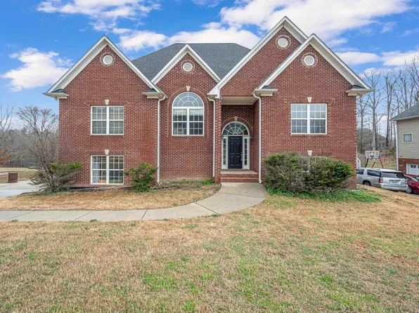 5076 Gold Leaf Ln, Pinson, AL 35126