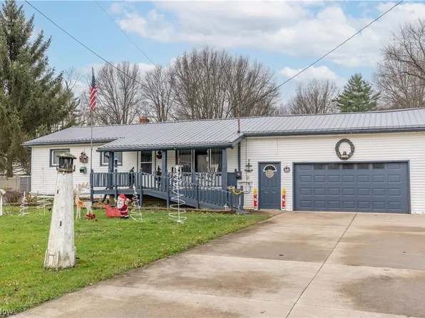 3965 Greenford Ave SW, Massillon, OH 44646