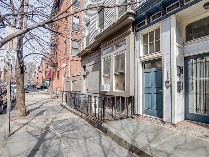 1st image of 132 Coles St #3