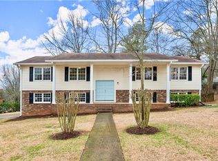 3284 Devaughn Dr NE, Marietta, GA 30066