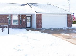 1254 Shepherds Dr, Moberly, MO 65270