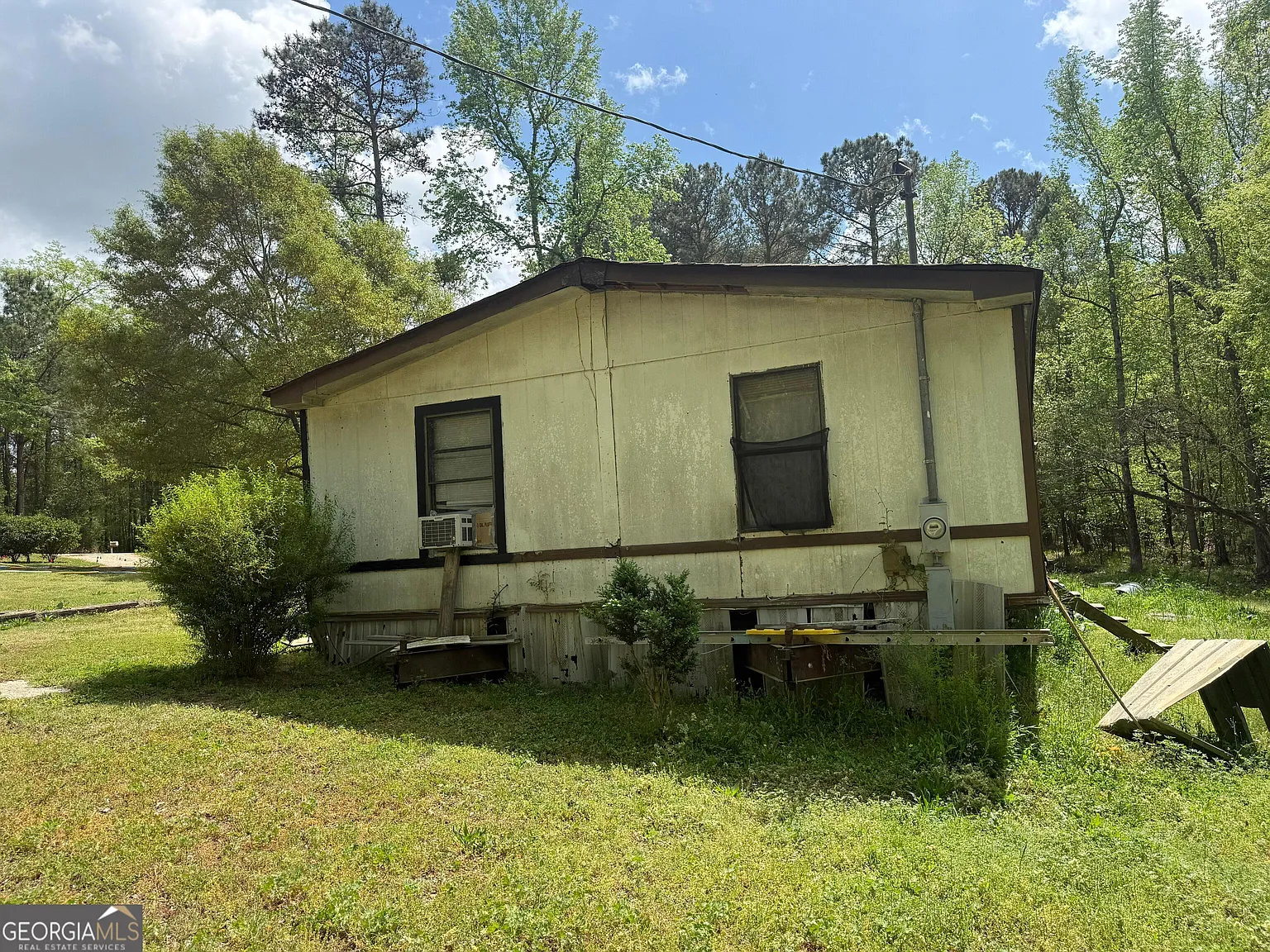 1050 Gray Horse Rd photo 1