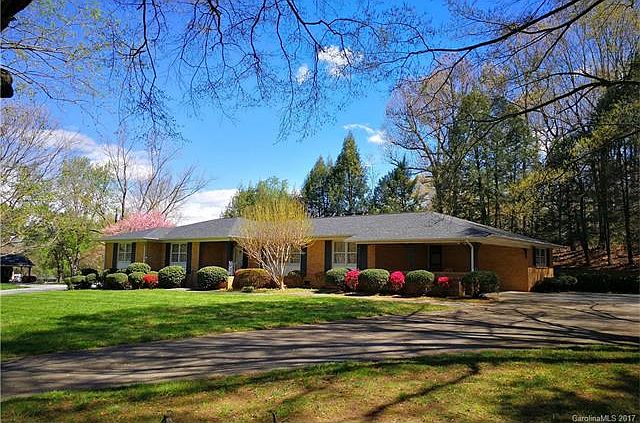 1st image of 812 Danbrook Cir