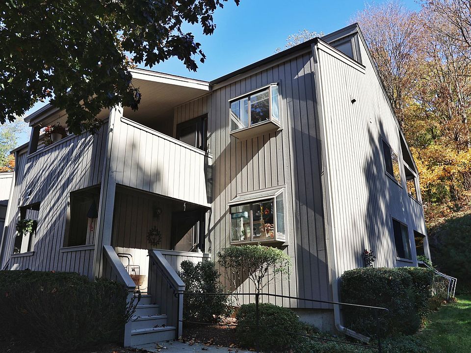 Wlecome to 20 Whitney Glen