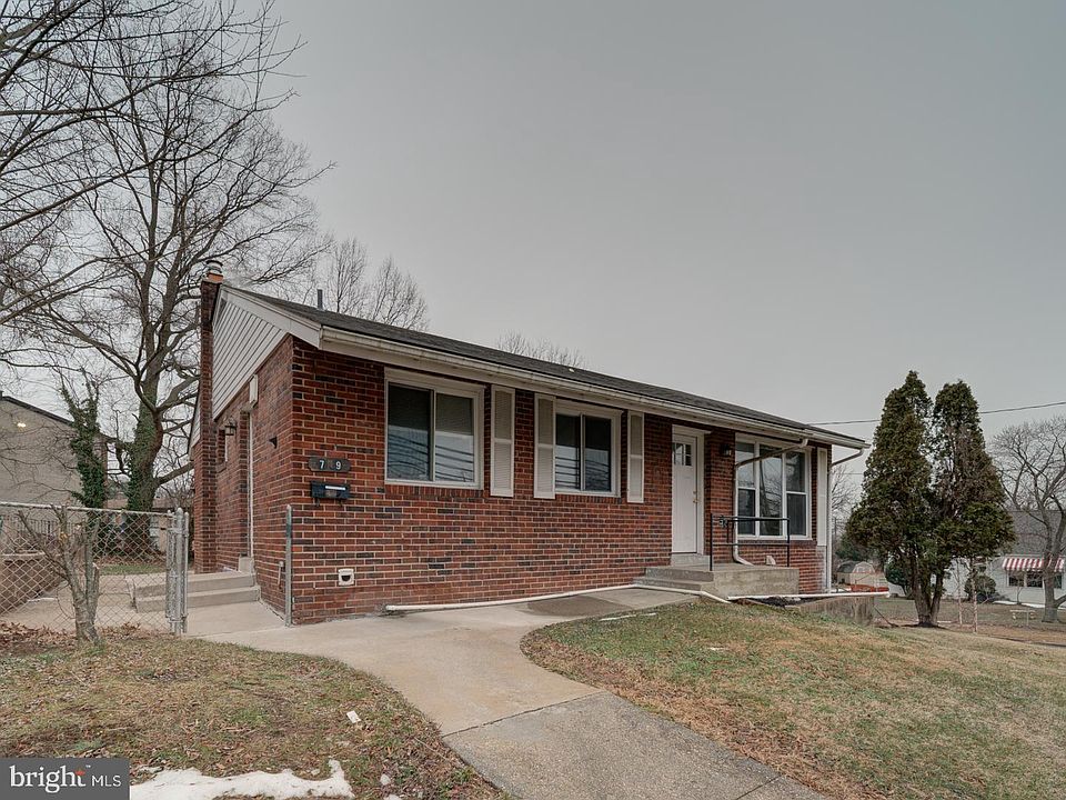 1st image of 709 Marcy Ave