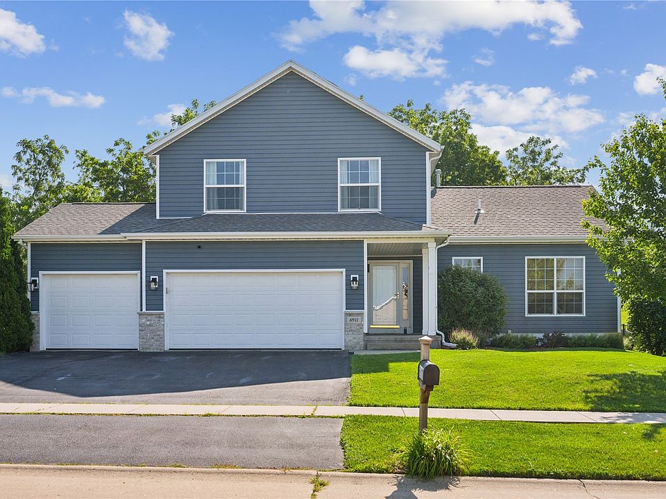 1st image of 6911 Springwood Pl NW