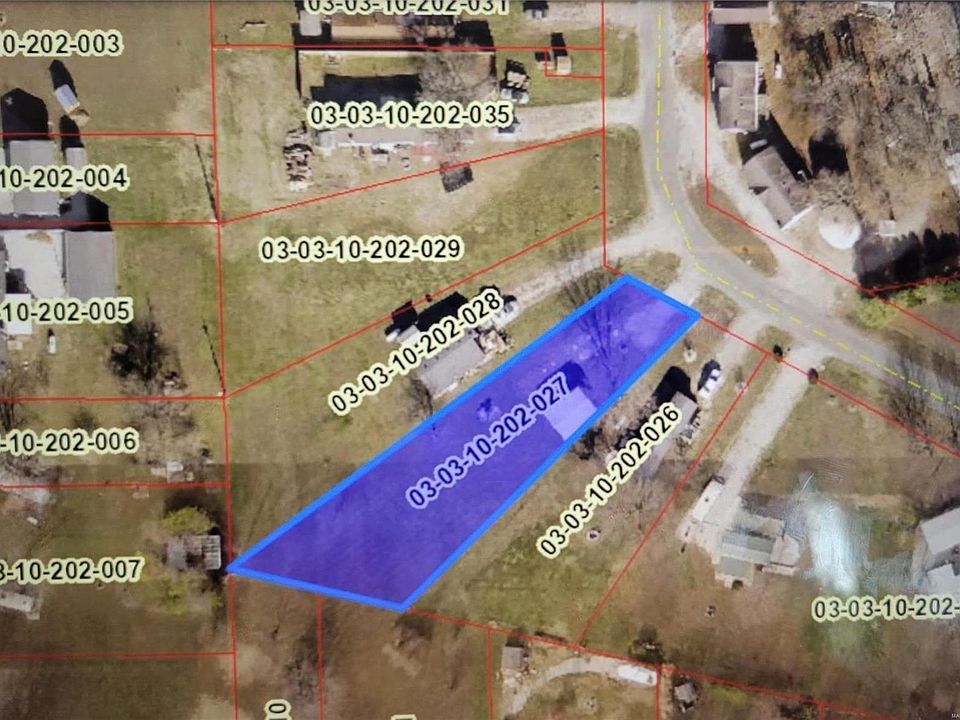 1st image of 21533 Fox Dr