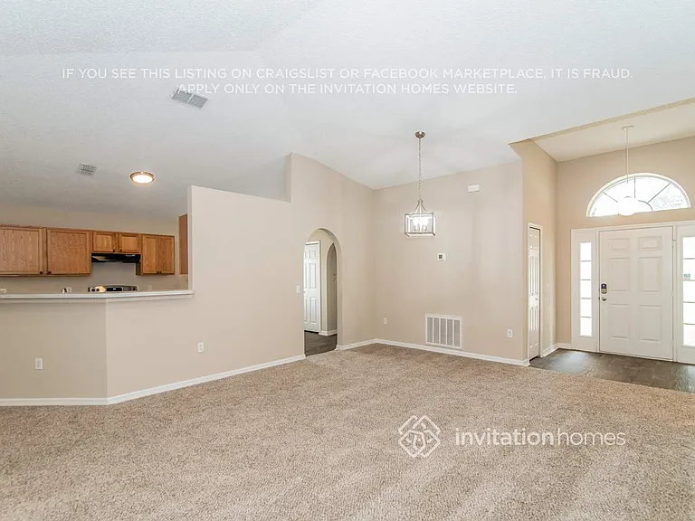 9739 Watershed Ct — Photo 6