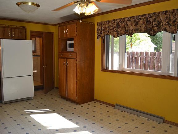 5th image of 196 Home Ave