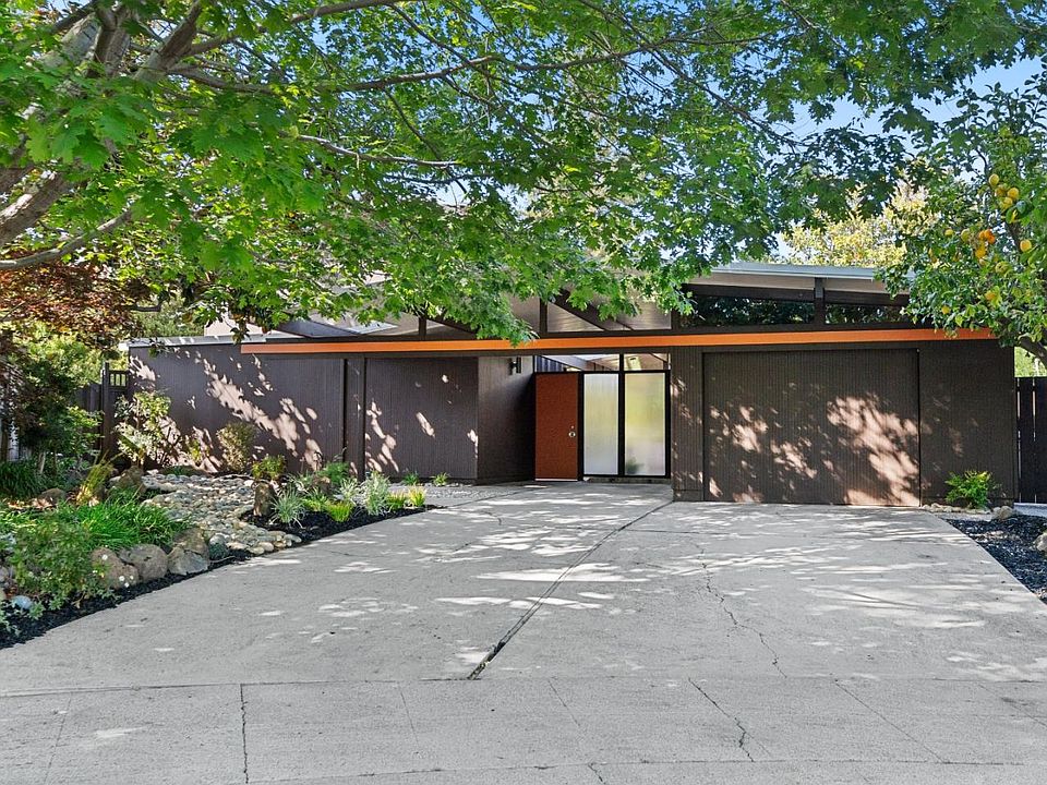 1st image of 2408 Fairoak Ct