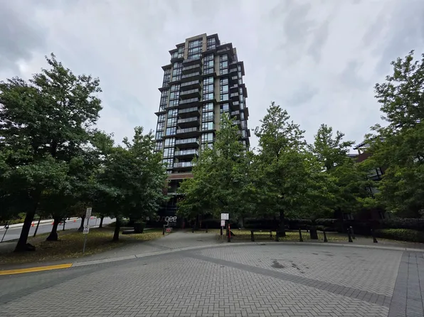 11 E Royal Ave #405, New Westminster, BC V3L 0A9