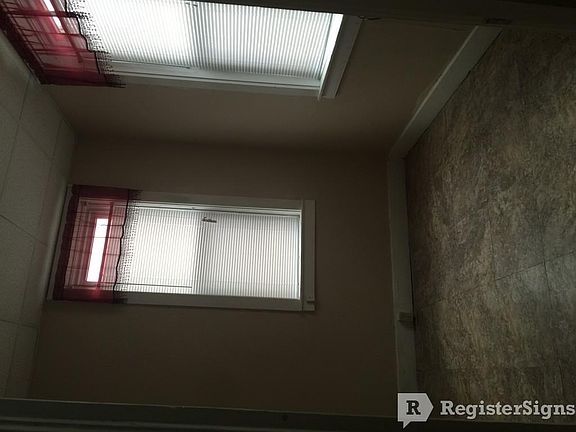 4th image of 619 N 9th St #B