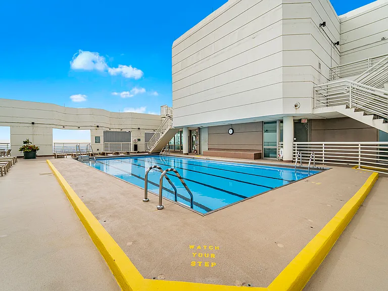 195 N Harbor Dr #5105 — Photo 3