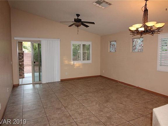 2nd image of 3402 Blue Ash Ln