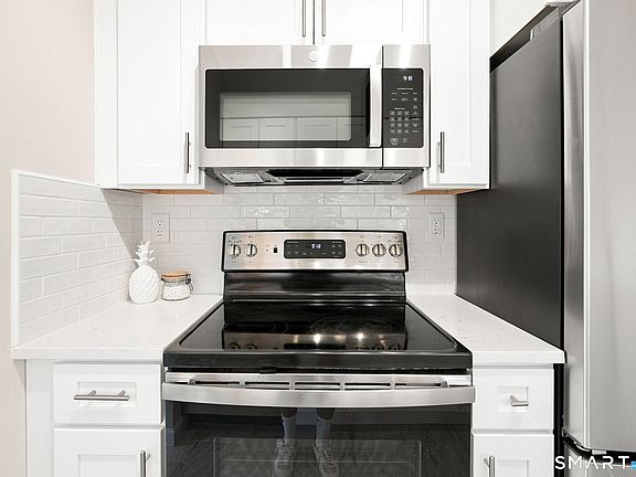4th image of 45 Jefferson Road #3-2