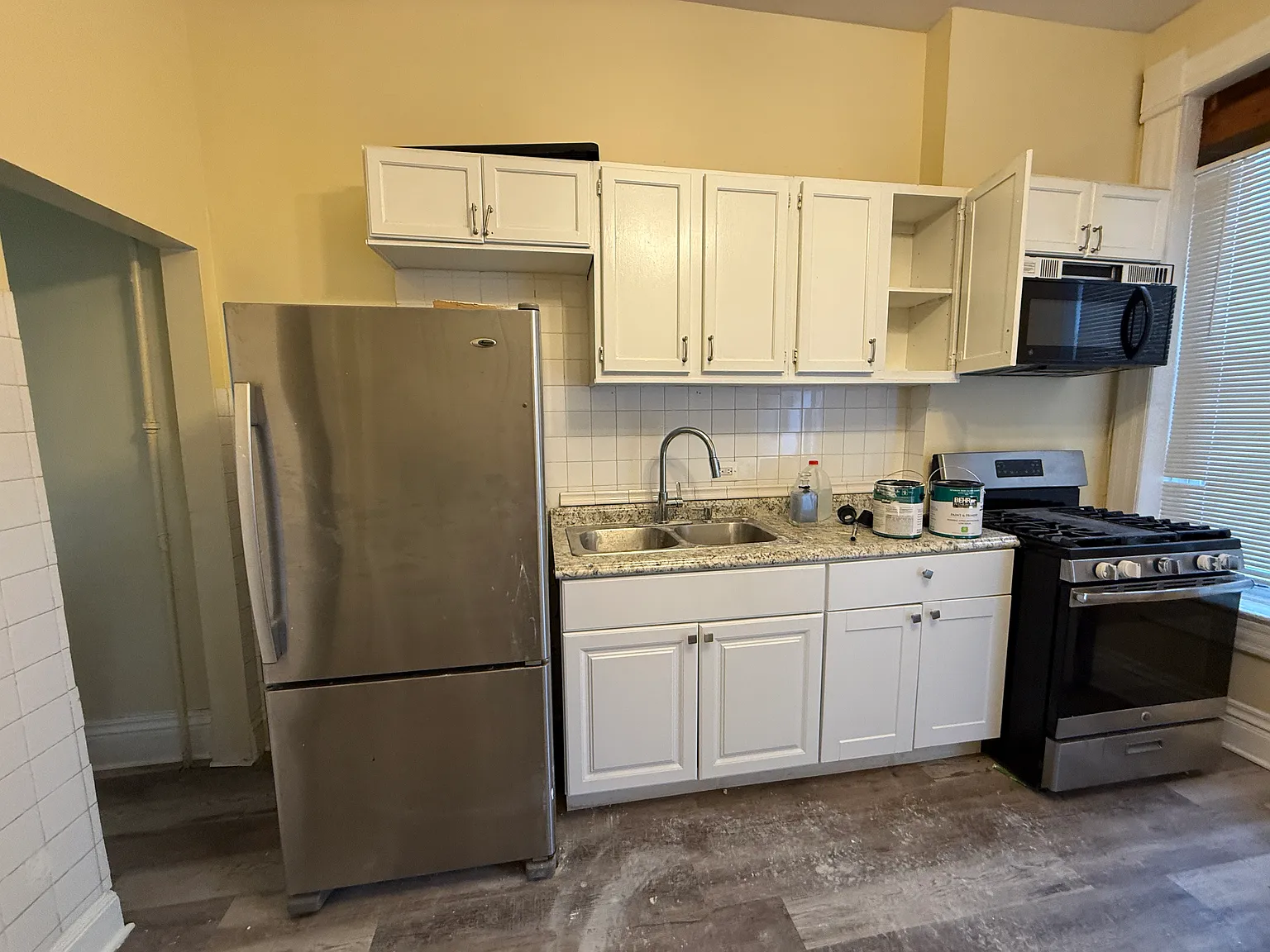 3 bed, 920 sqft, $2,000 — Photo 4