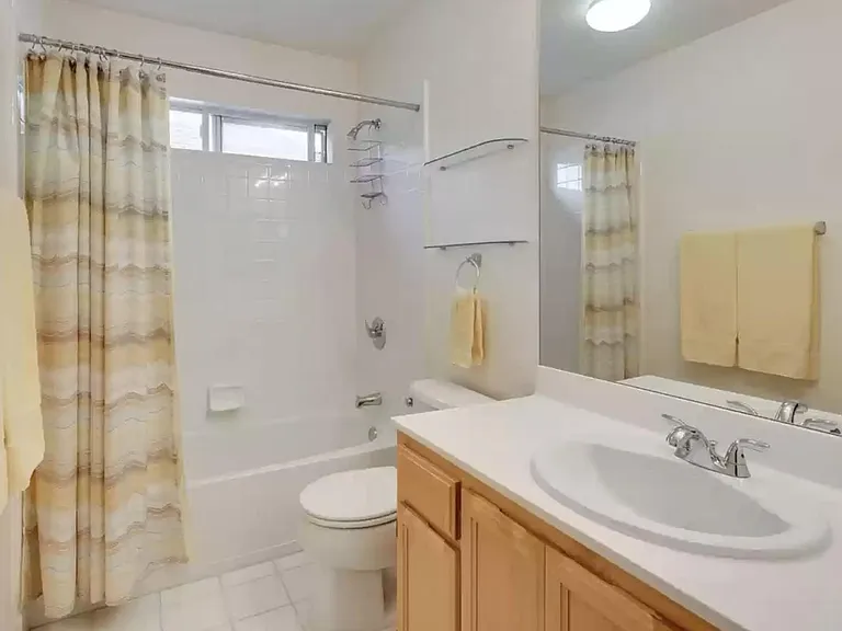 2045 Chetwood Dr — Photo 19