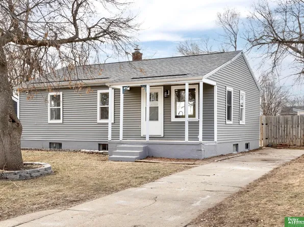2530 Crawford St, Bellevue, NE 68005