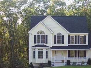 15 Walnut Farm Rd, Newton, NH 03858