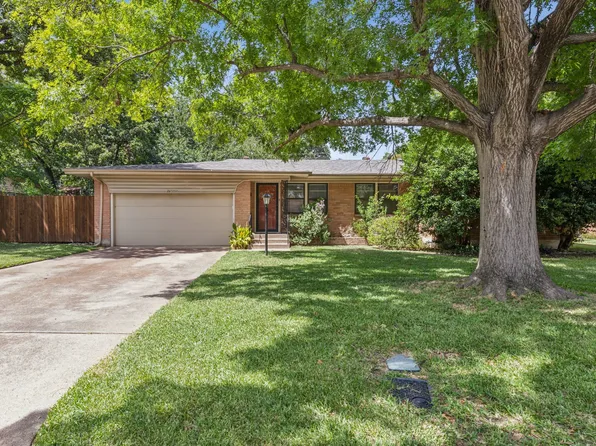 1303 W Lavender Ln, Arlington, TX 76013