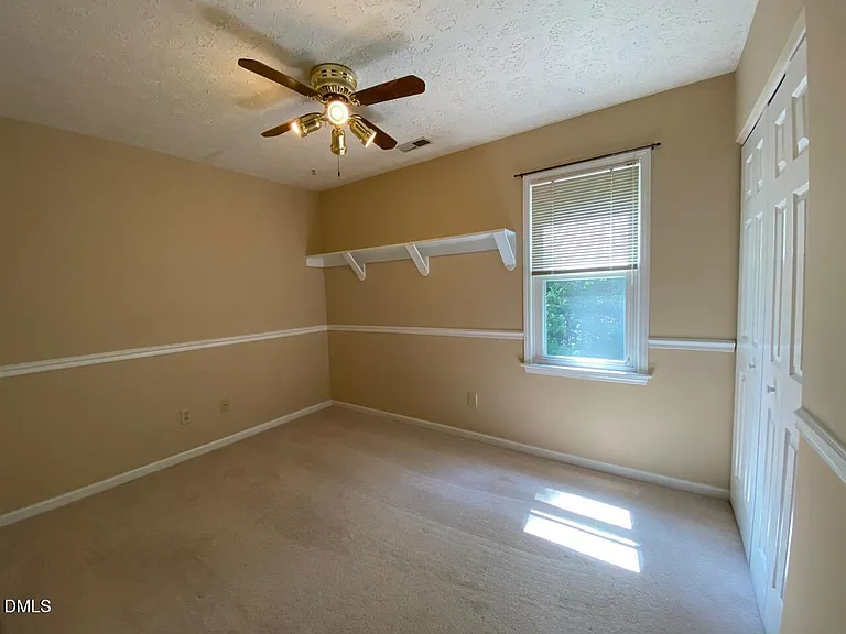 111 Westwind Ct — Photo 16