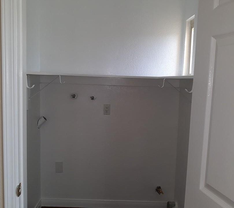 1st image of 1411 Palm View Ct