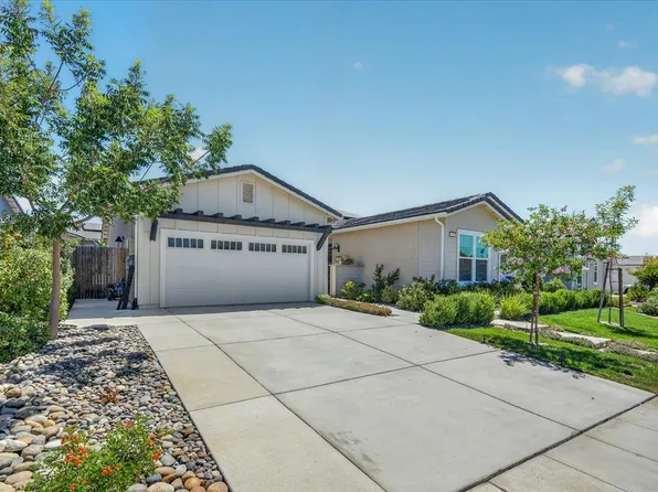 655 Huntington Ave S, Madera, CA 93636