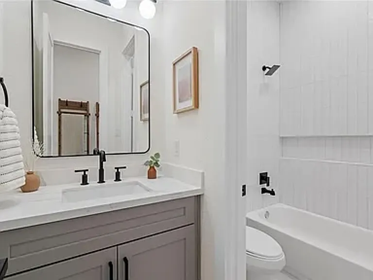 6532 Weston St #A — Photo 18