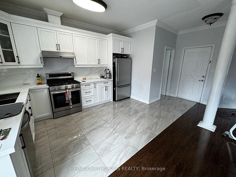 24 Viceroy Cres #MAIN — Photo 13